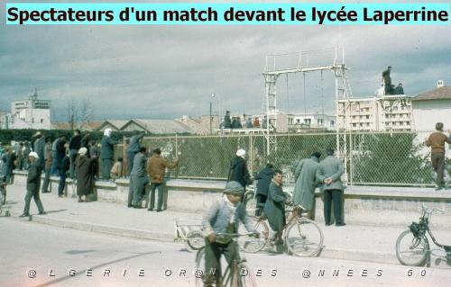 LYCEE LAPERRINE DEVANT LE STADE.jpg